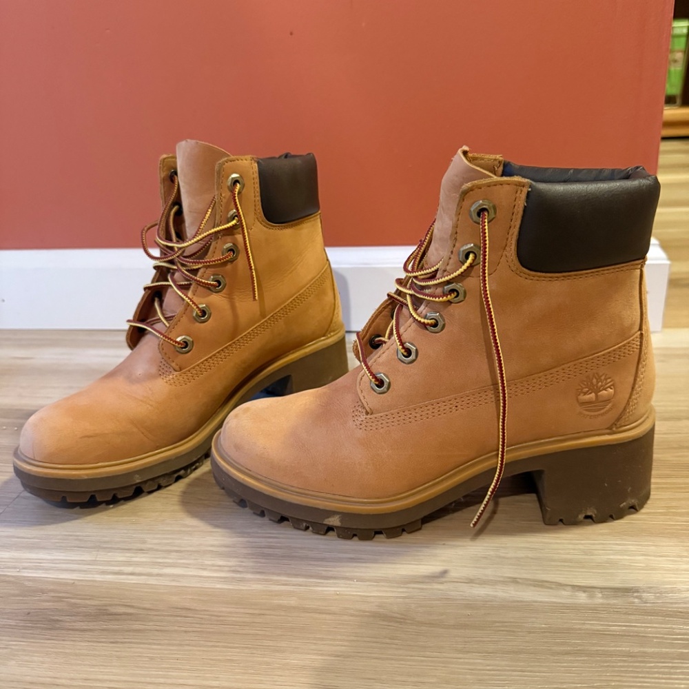 Brown timberland lace up boots - Picture 2 of 3